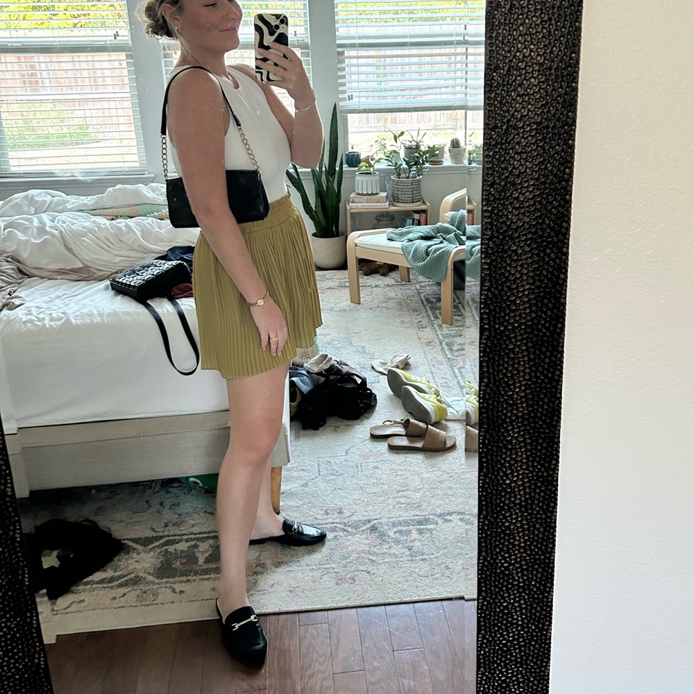 Zara pleaded shorts